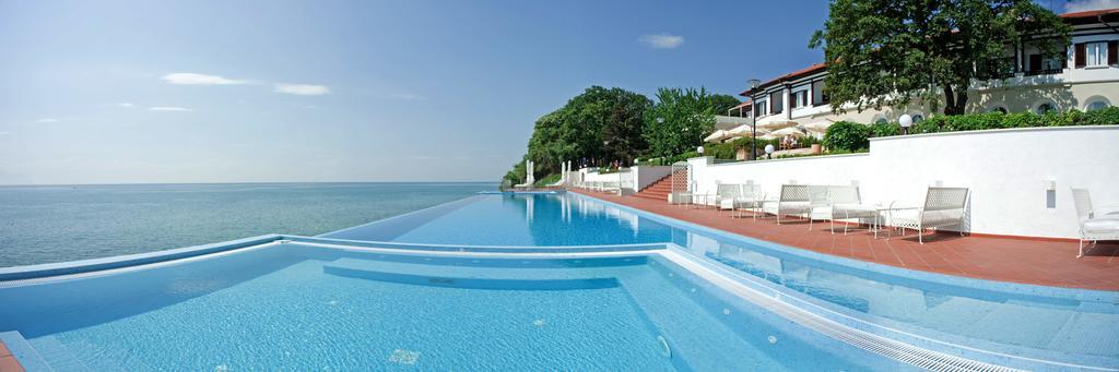 Hvd Boutique Hotel Oasis - Private Beach & Free Parking Altın Kumlar Dış mekan fotoğraf